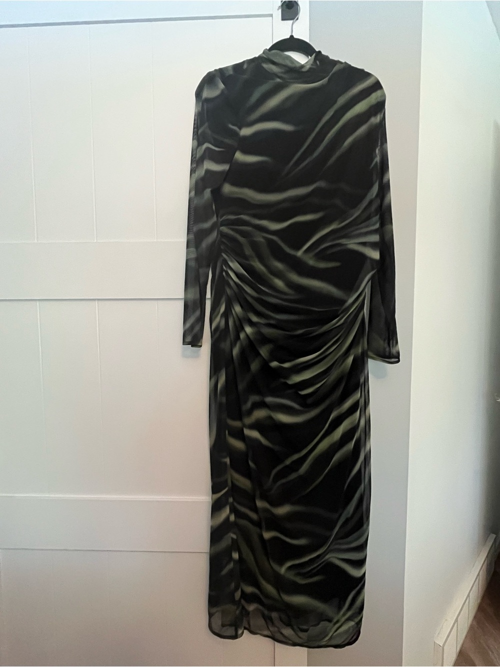 Laura Long Sleeve Black and Olive Print Maxi Dress